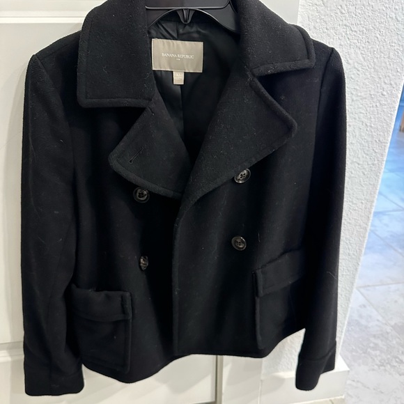 Banana Republic Jackets & Blazers - Banana Republic size XS winter coat!